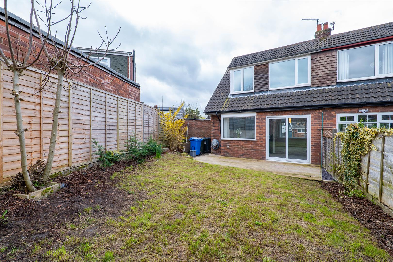3 bed property in Haigh Crescent, Chorley